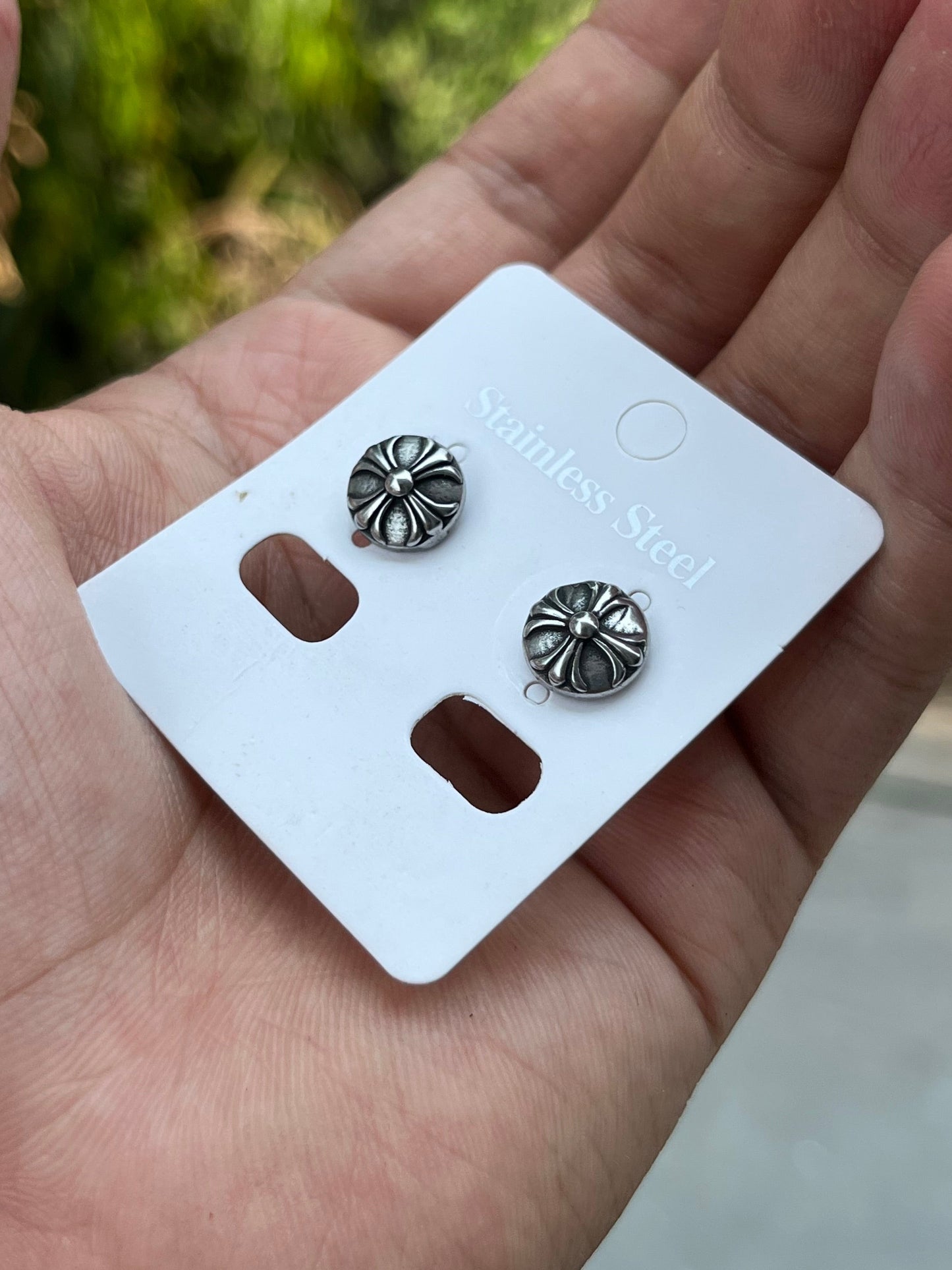 Chrome studs