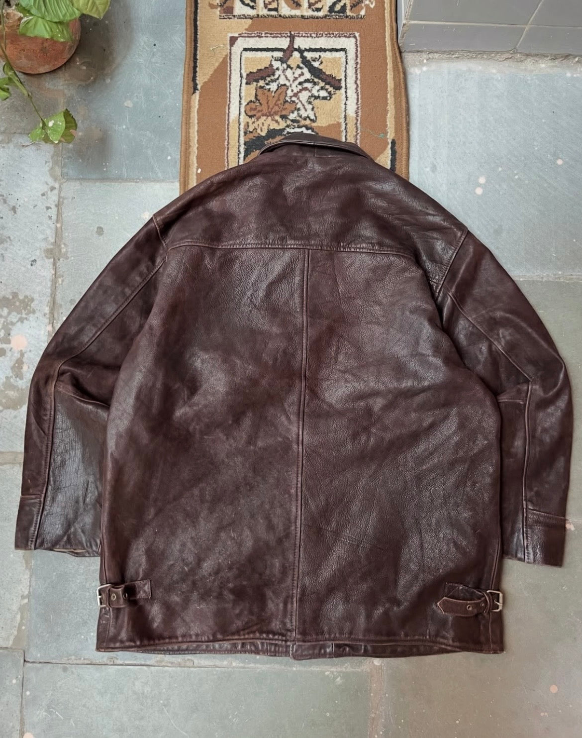 Vintage Leather Jacket (Baggy Fit)