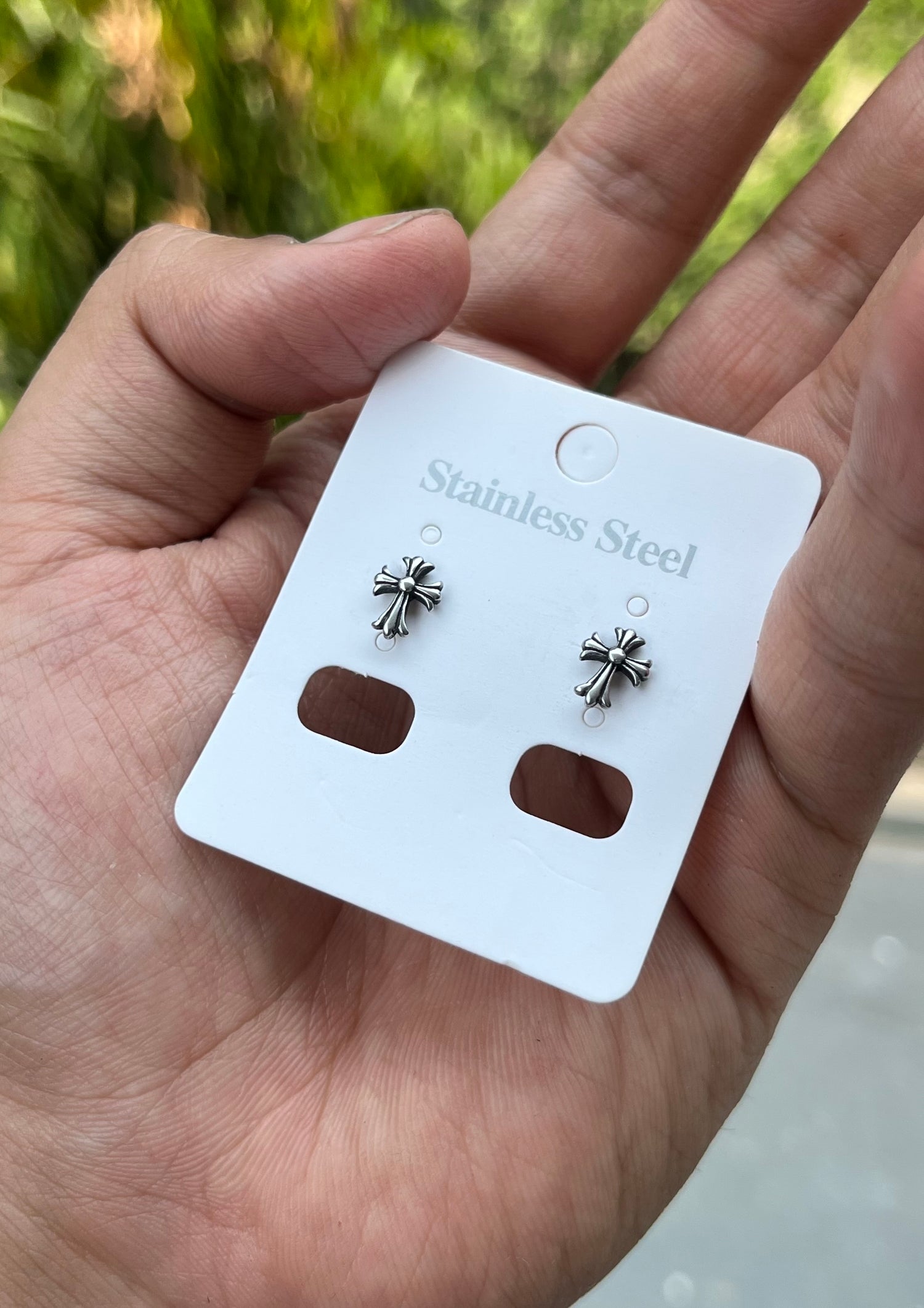Studs/ Earrings